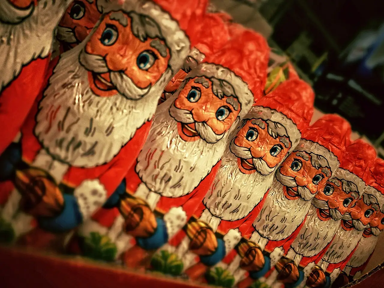 Ausmalbild Weihnachtsmann mit Schlitten: Kostenlos drucken